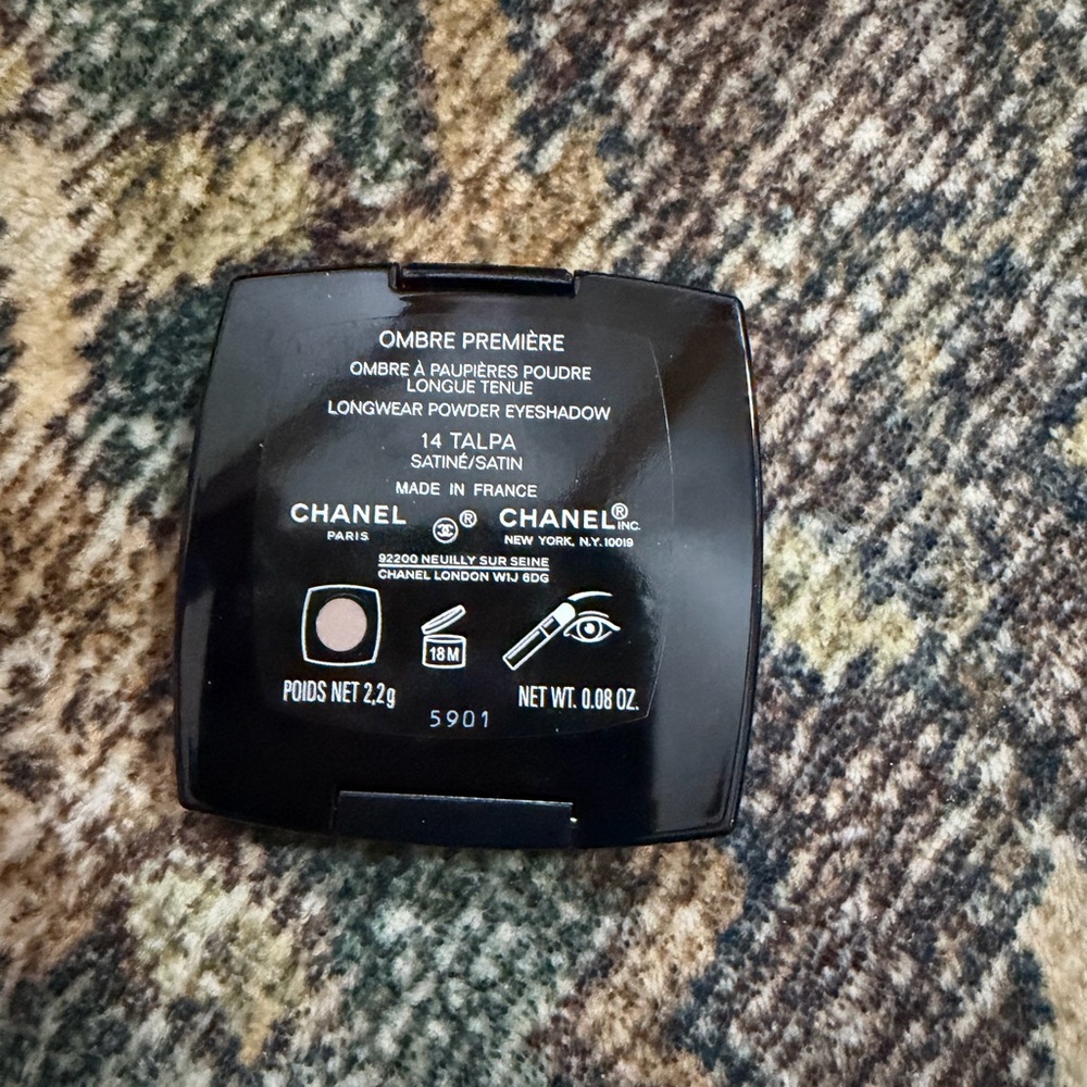 CHANEL 14 Talpa Eyeshadow Compact - Picture 2 of 3